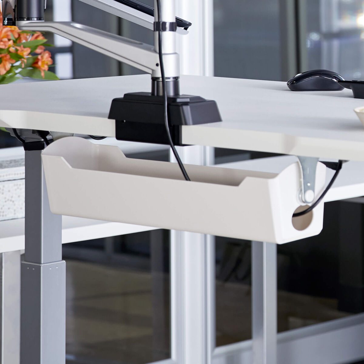 Vari Cable Management Tray